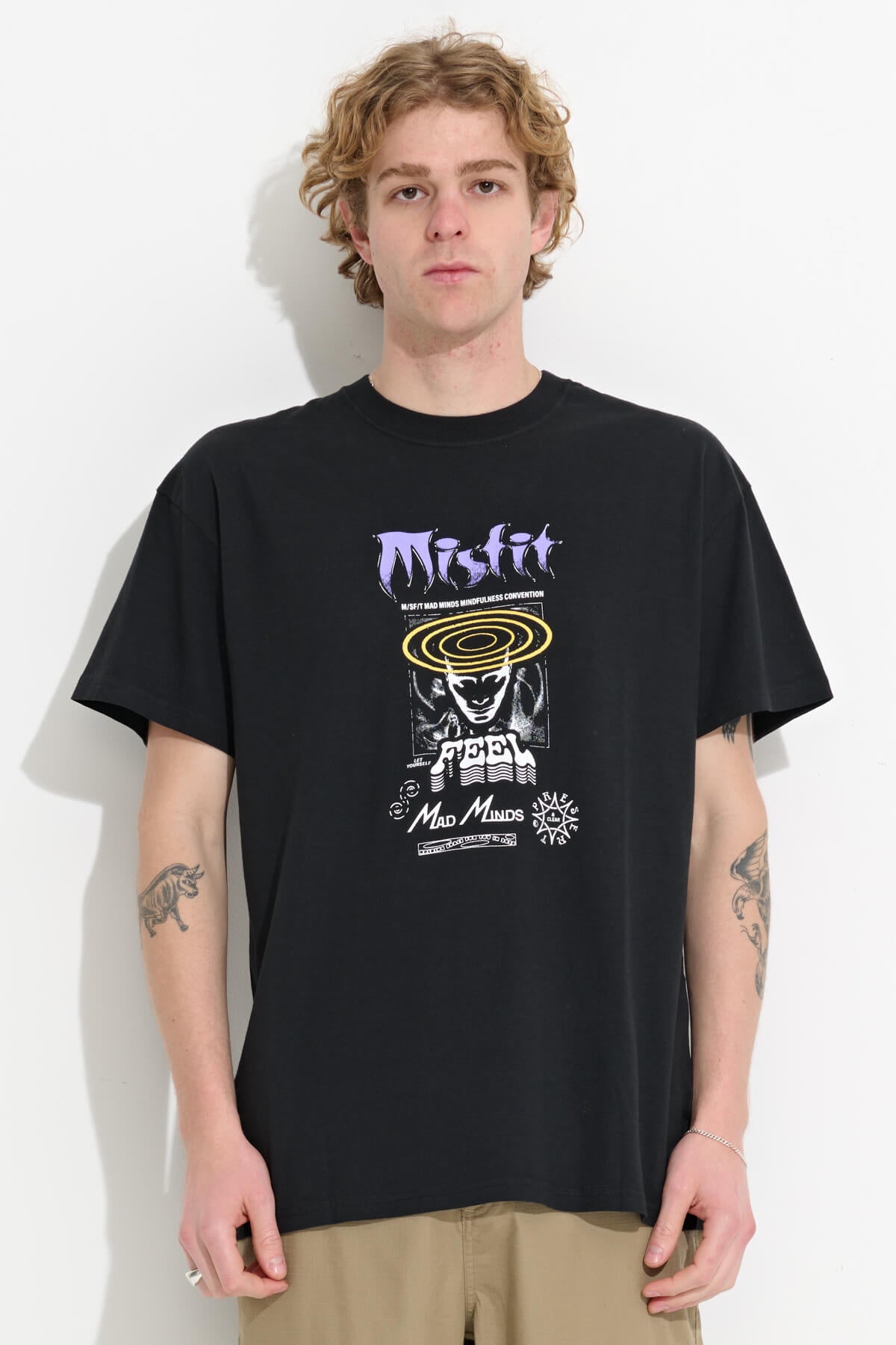 Misfit Shapes - Special Feel Ss Tee - Pigment Black