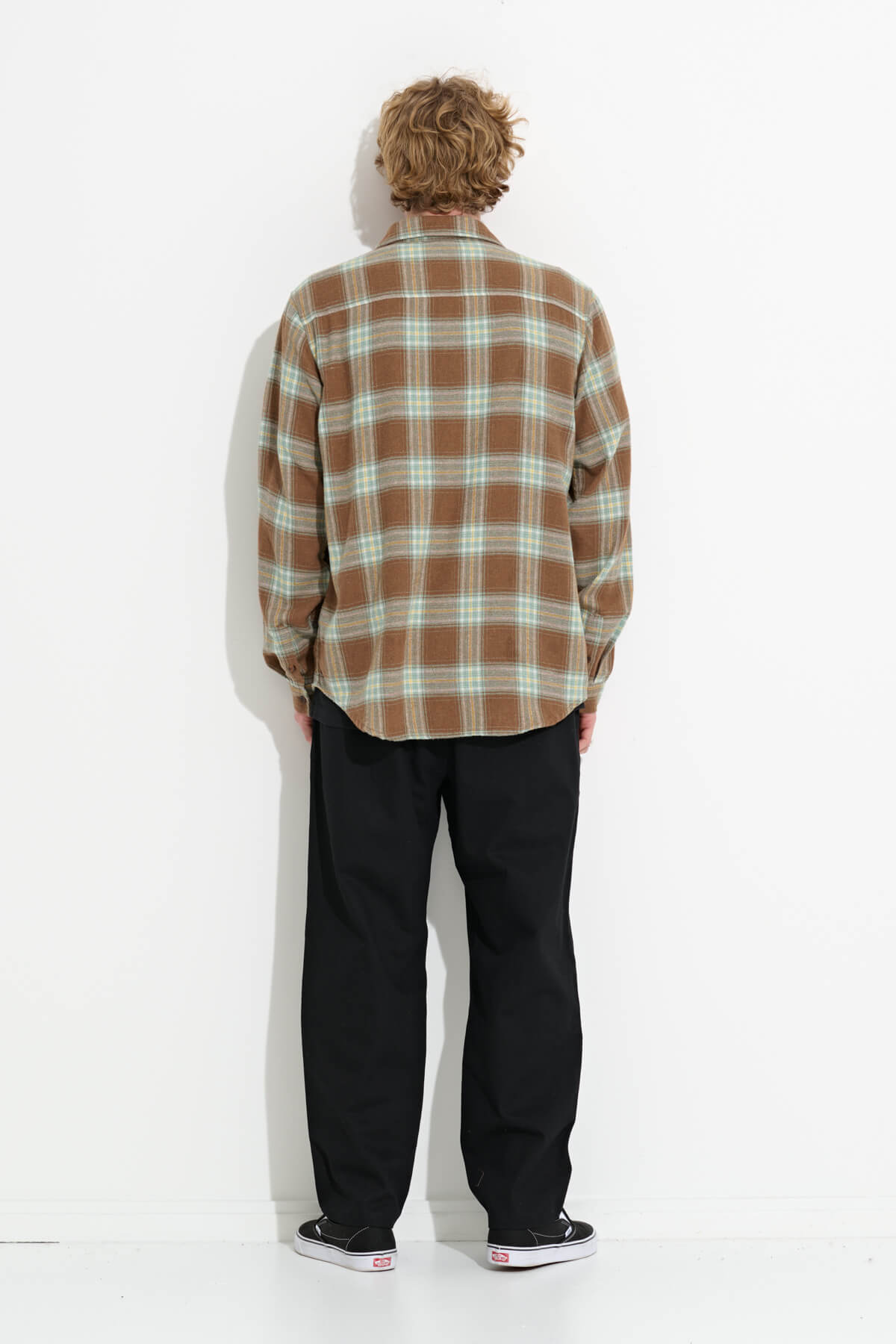 Misfit Shapes - Soup Bearer Ls Shirt - Tobacco