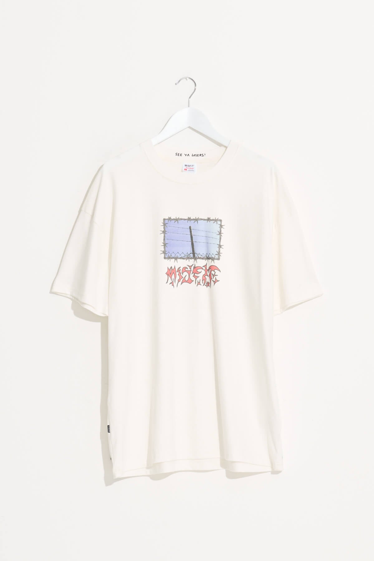 Misfit Shapes - PANORAMIC HEAVEN SS TEE - Pigment Thrift White