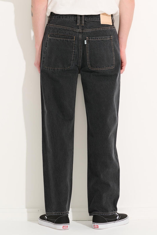 MEN'S MAKERS RELAXED JEAN - Pepper