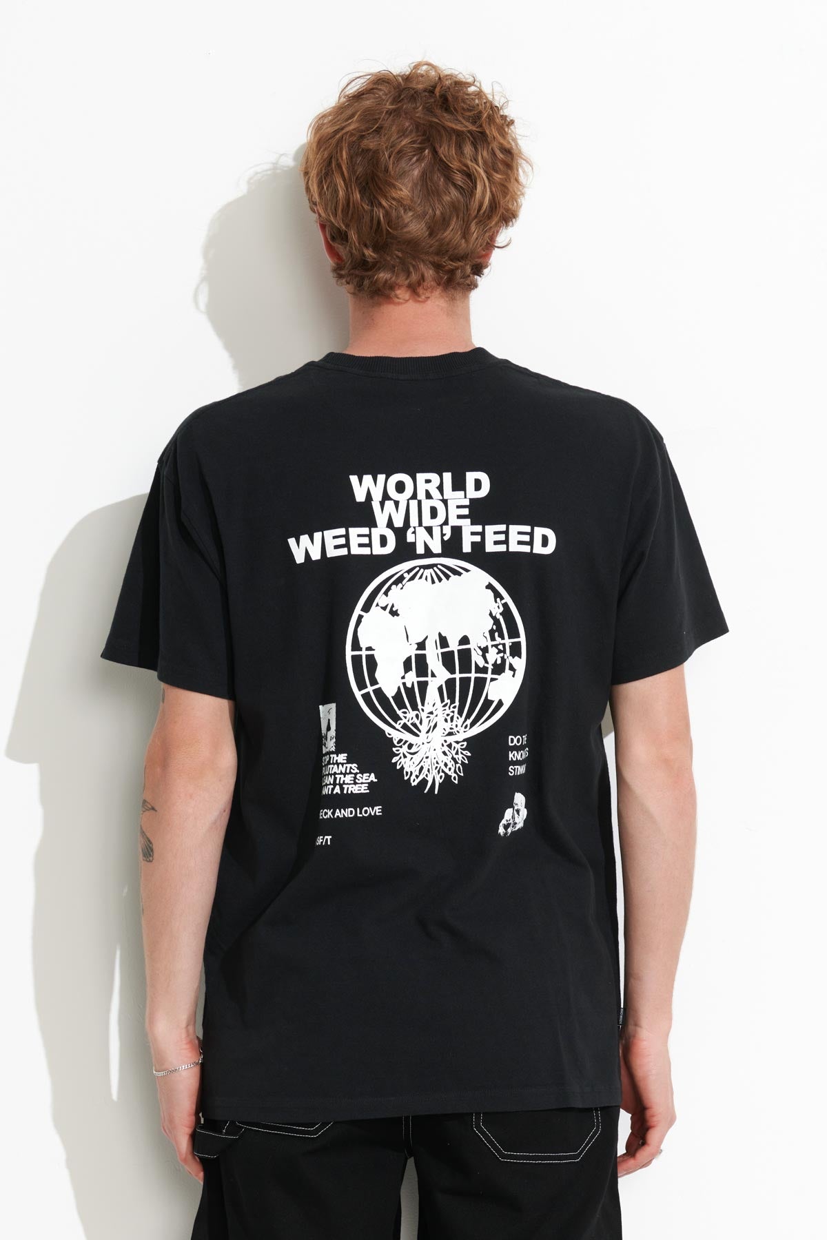 Misfit Shapes - World Wide Weed 50-50 SS Tee - Pigment Black