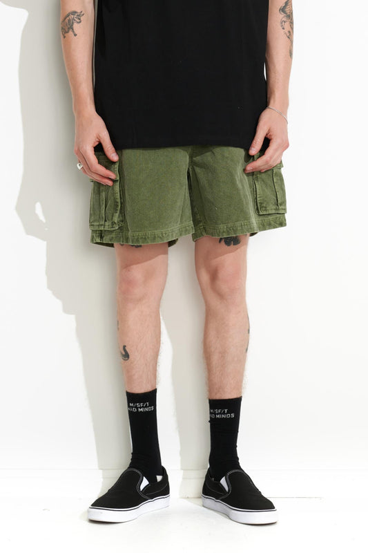 Misfit Shapes - Devod Cord Cargo Short - Pigment Defence Green